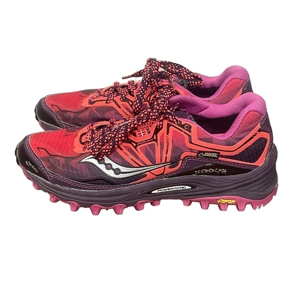 Saucony Xodus 6.0 GT Trail Running Shoe Coral Purple Violet Size 6